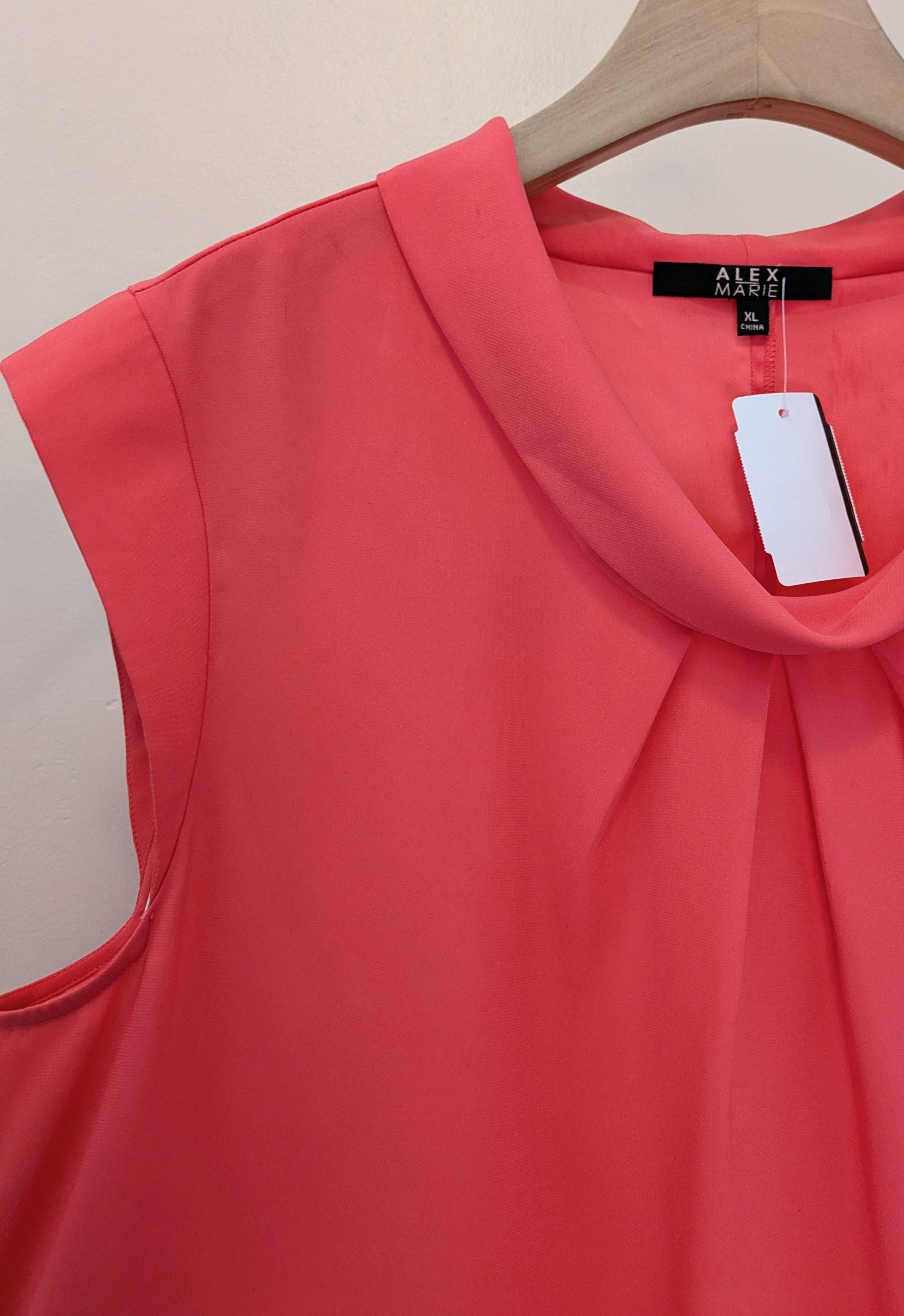 XL - Dressy Top - XL