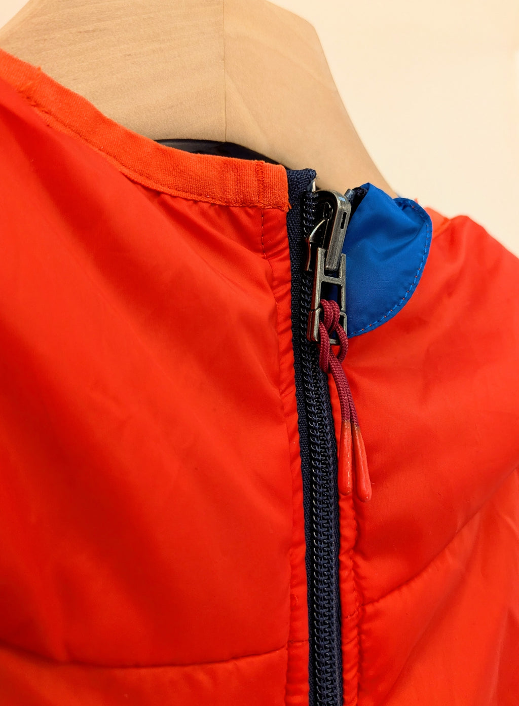 XL - Vest