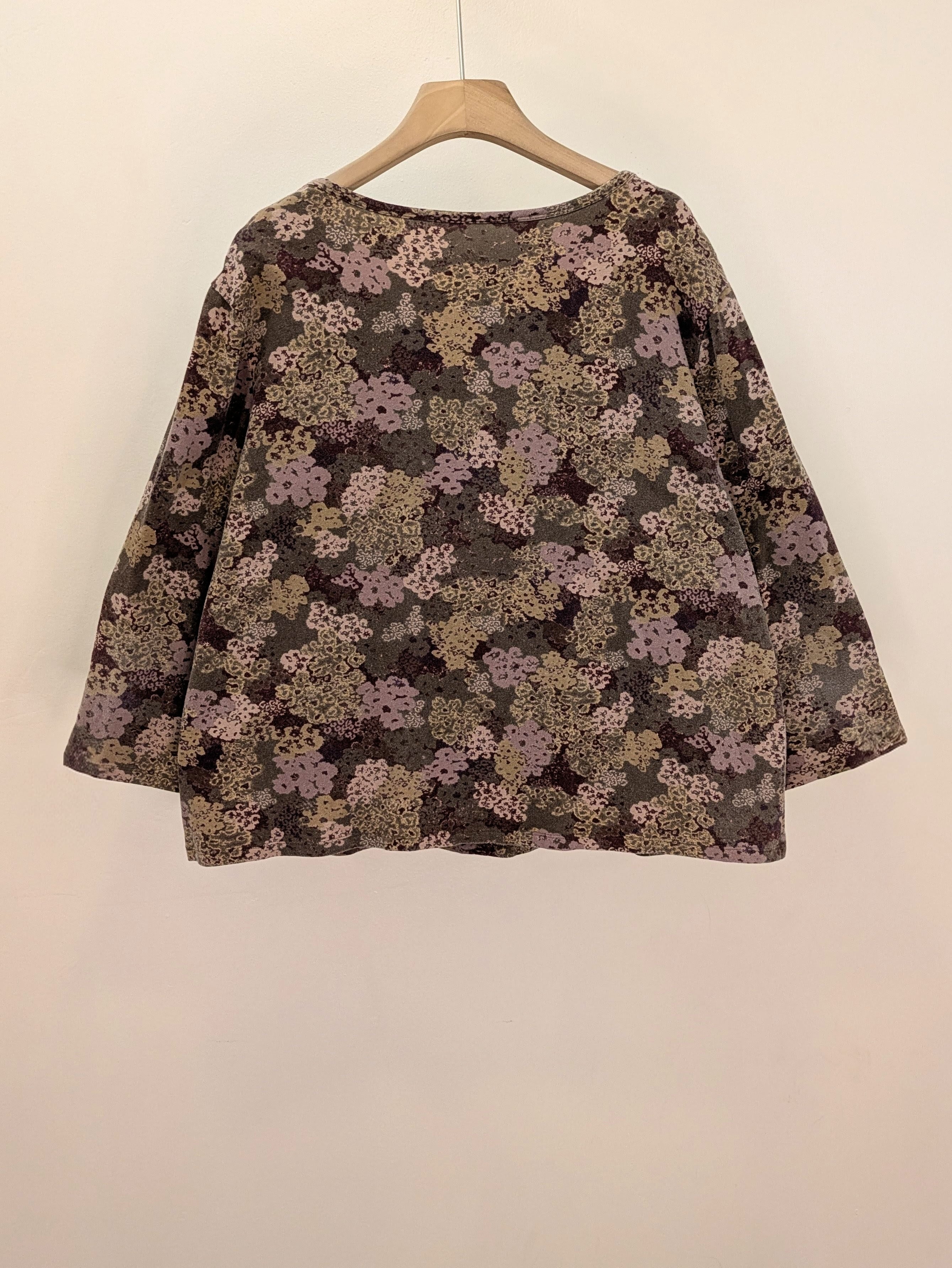 XL - Casual Top - XL